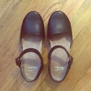 DANSKO Women's Maisie Clogs